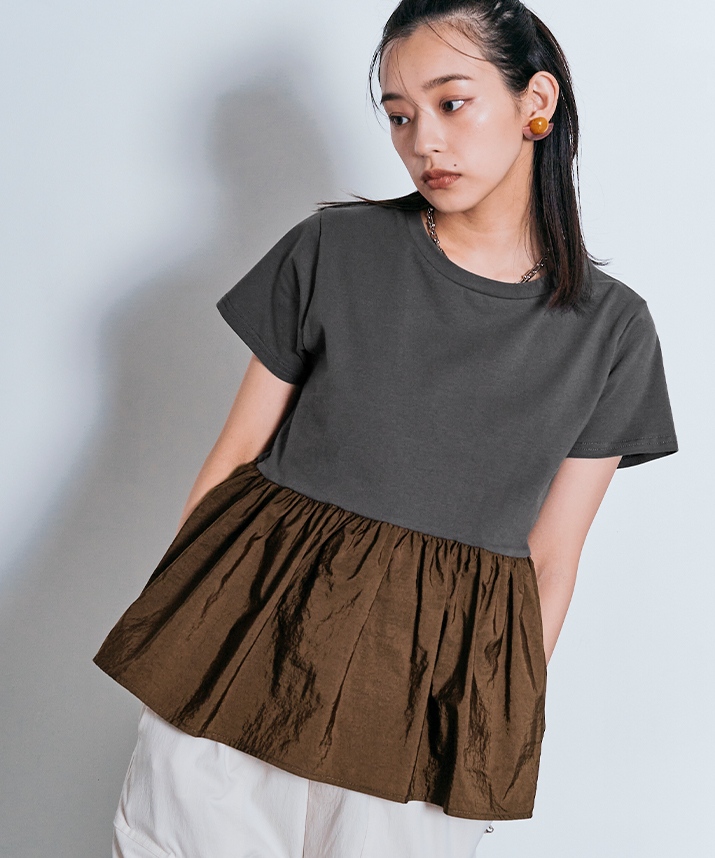 トップス《切り替え配色ペプラムTシャツ 全4色 2サイズ》