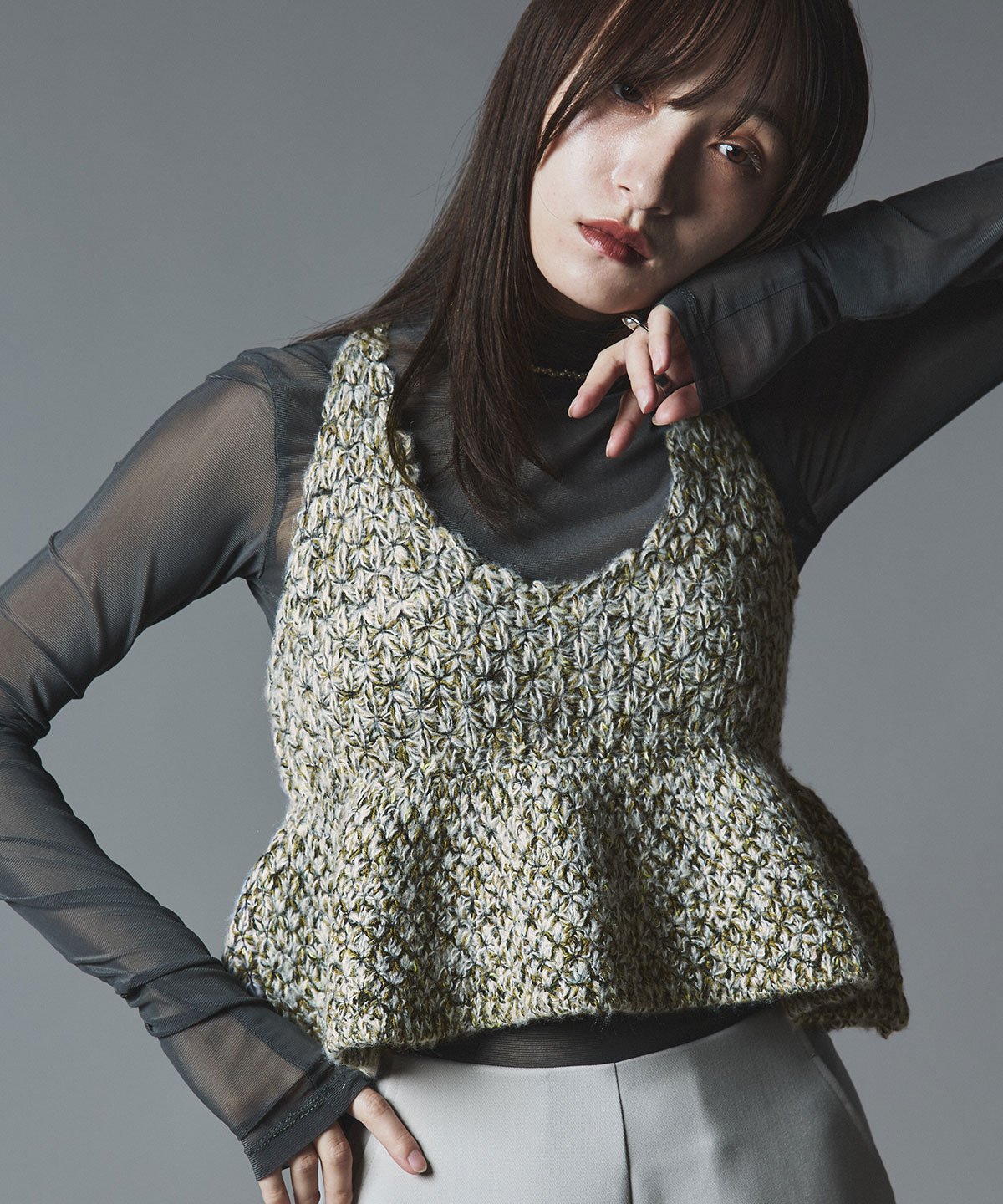 ビスチェ《メランジニットペプラムビスチェ》全3色